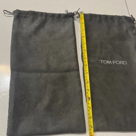 Tom Ford Gray ultra suede dust Bags - Picture 6 of 7